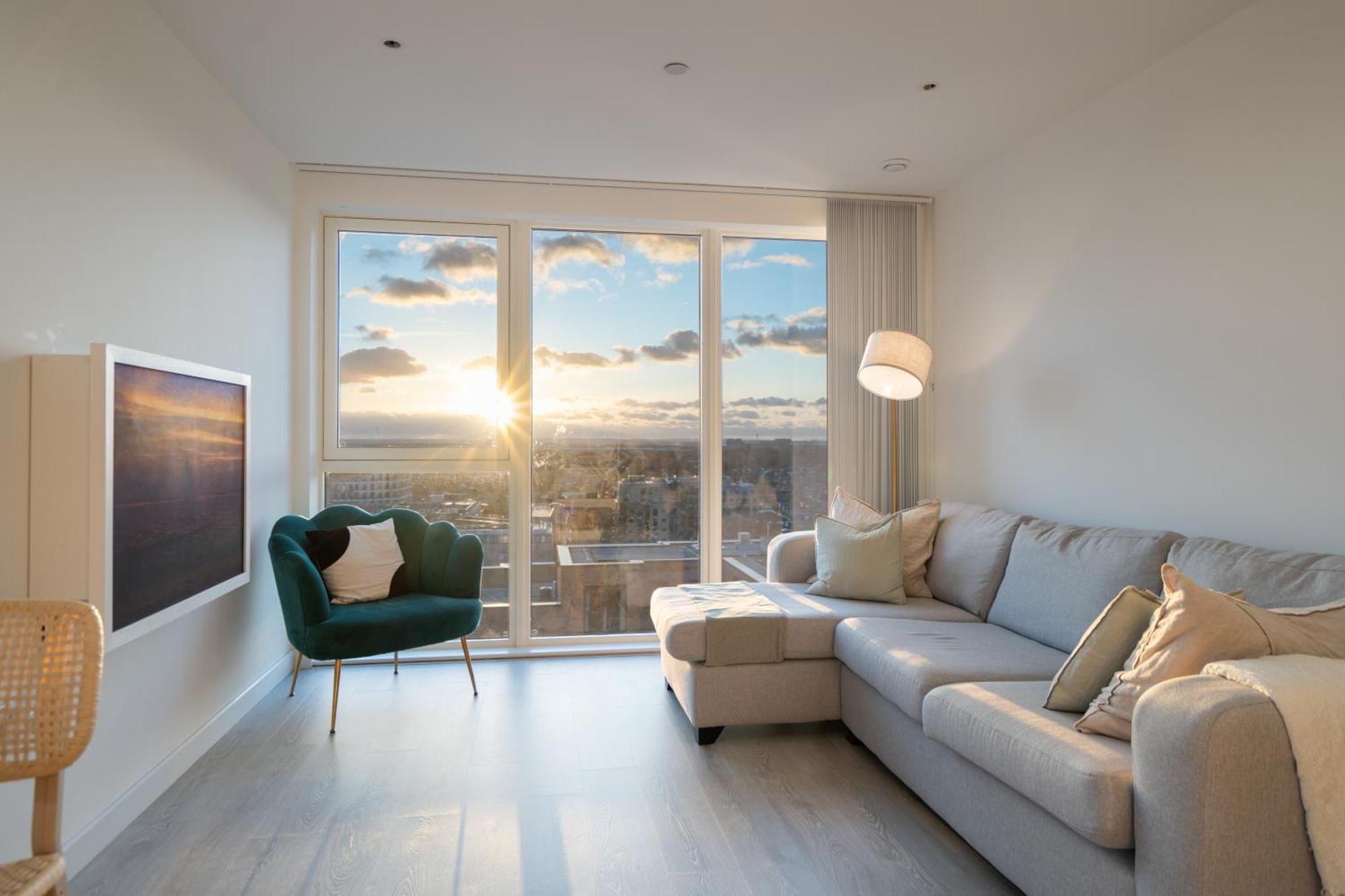 Sunset Retreat: Steps From Heathrow/twickenham * Hounslow